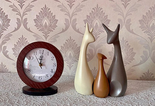 Ceramic Deer Family Statue – Set of 3 Home Decor Figurines (Black, White & Ginger)