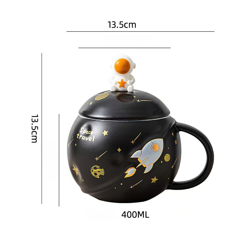 Astronaut Coffee Mug with Lid & Spoon – 3D Ceramic Space Mug 400ml